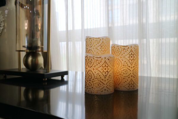 Hot selling christmas led moving wick smokeless plastic led candle for home party - Image 4