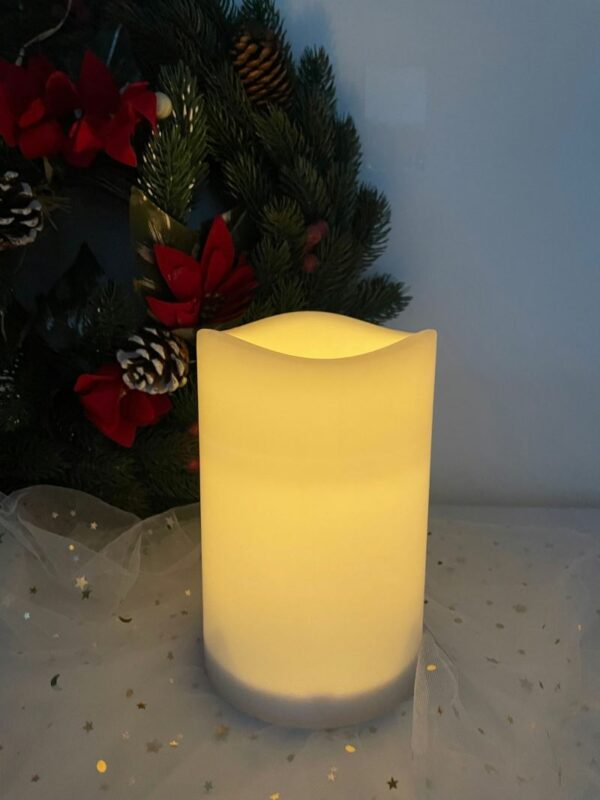 11.5cm x 17.5cm 4x7" LED Plastic waterproof candle light - Image 2